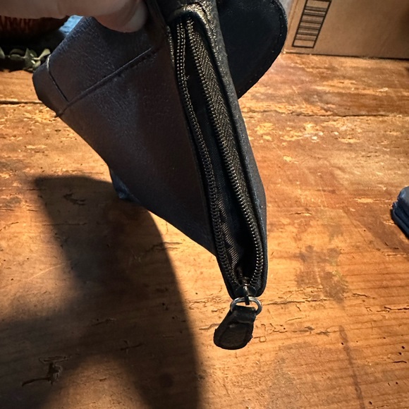 Small wristlet - Picture 4 of 4